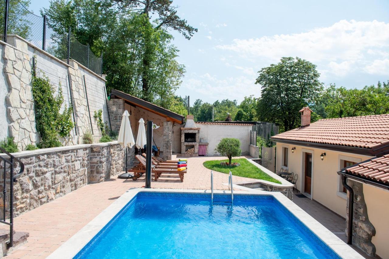 Kuca Za Odmor Villa Jurdani Exterior photo