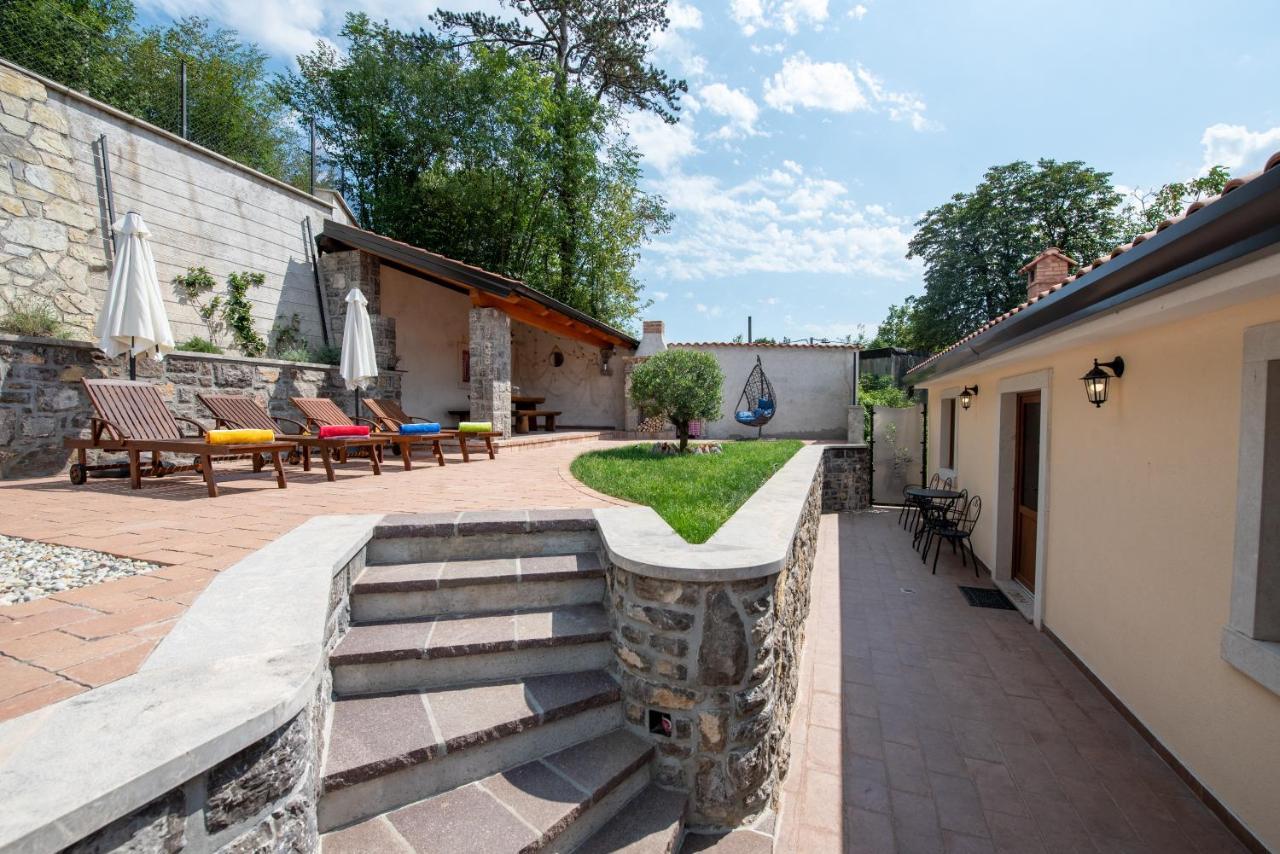 Kuca Za Odmor Villa Jurdani Exterior photo